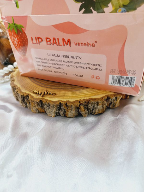 مشخصات بالم لب حرارتی توت فرنگی LIP BALM Vaseina کد 8204