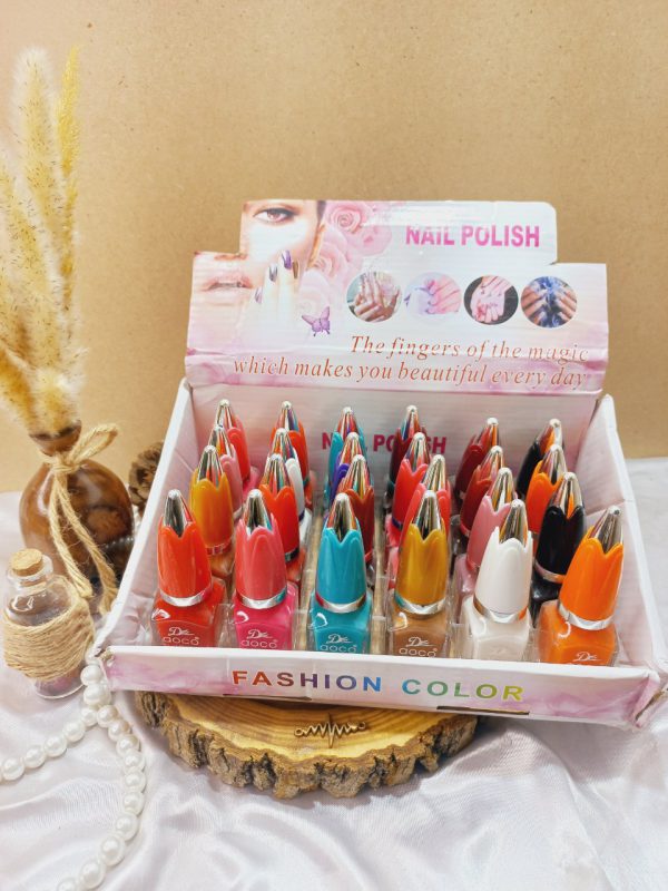 لاک پرطرفدار نایلی پولیش NAIL POLISH کد 7304